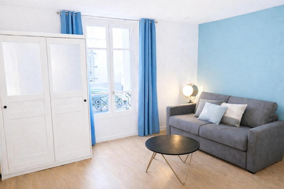 Stylish Near Montparnasse, Only 2 Min From Metro Apartment