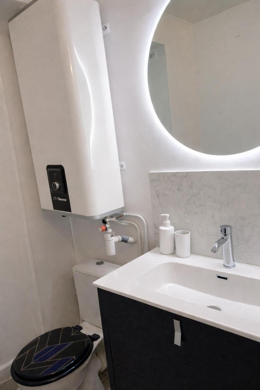 Stylish Near Montparnasse, Only 2 Min From Metro Apartment *